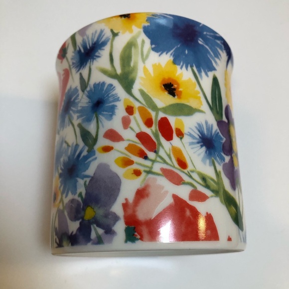 3/$20 Floral Mug NWOT - Picture 2 of 7